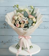 Букет цветов из:  Розы и Лизиантусы в Елово
