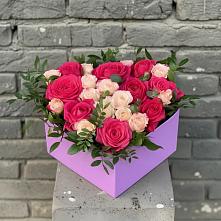 Цветочная композиция из Розы в коробке #REPLACE_PRED# Елово