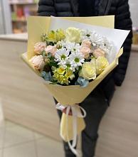 Букет цветов из:  Альстромерии, Розы и Хризантемы в Елово