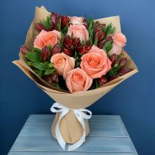 Букет цветов из:  Розы и Альстромерии в Елово