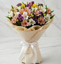 Букет цветов из:  Альстромерии в Елово