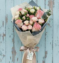 Букет цветов из:  Розы в Елово